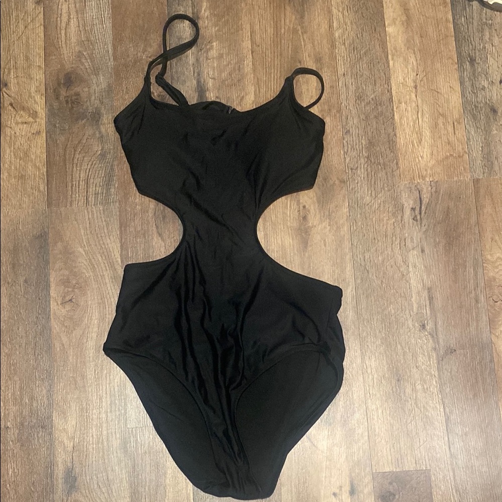 NWT Black Cutout Swimsuit Aerie Size Samll
